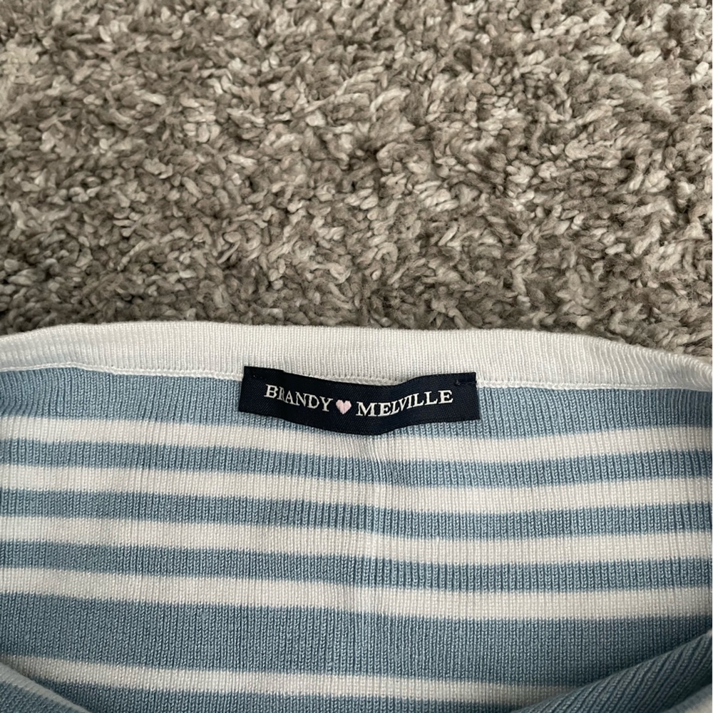 Brandy Melville Halter Crop-top. One size.